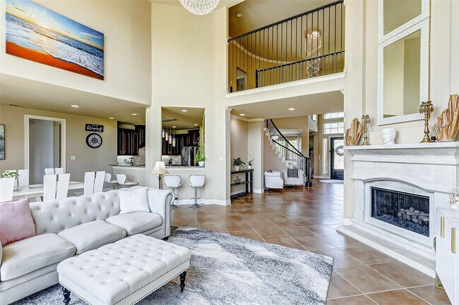 Building Photo - 16214 Canova Hill Ln