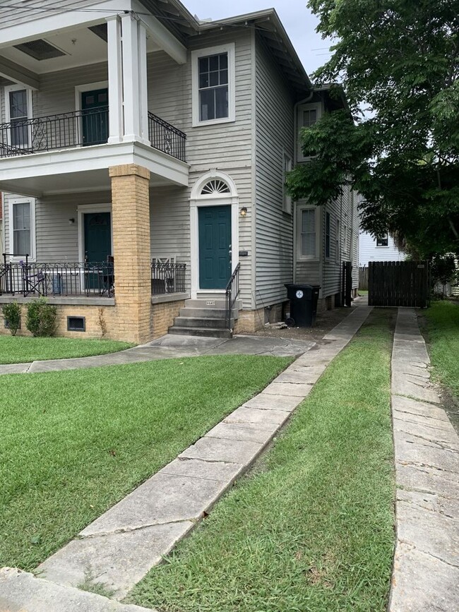 Building Photo - 3507-3509 Nashville Ave