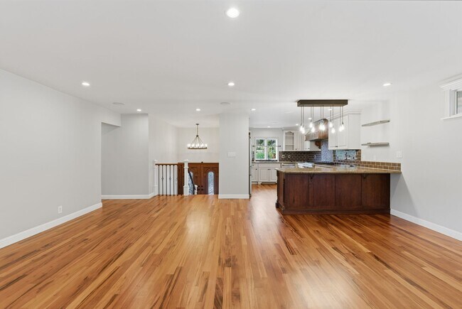 Building Photo - Exceptional Home in the Back of the Valley, Pacifica