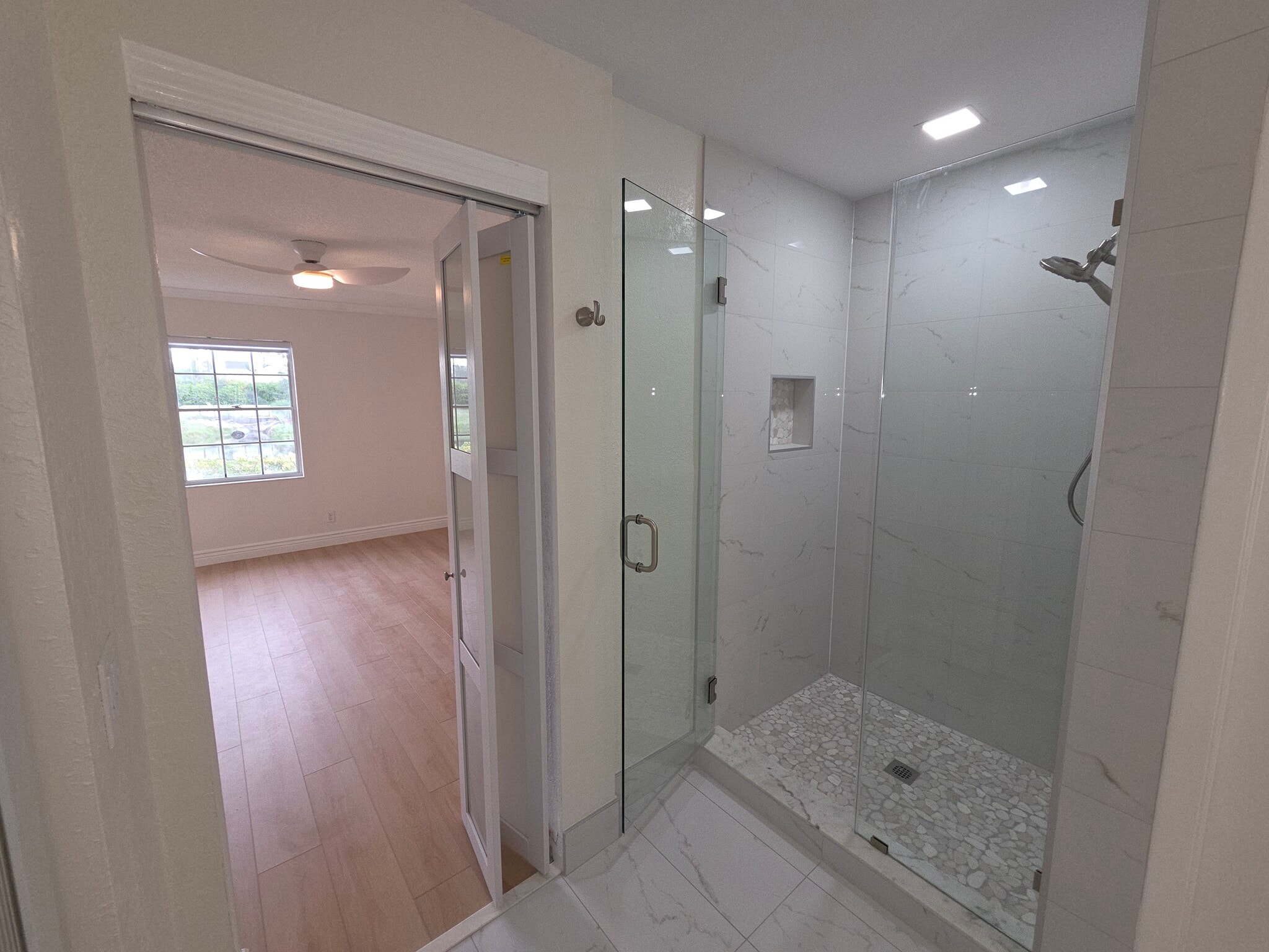 Building Photo - 5305 Buckhead Cir