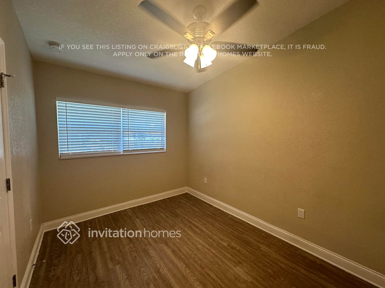 Building Photo - 3621 Sutton Dr