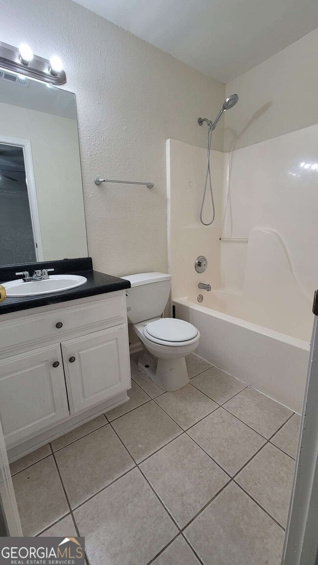 Building Photo - 6018 Creekerton Blvd