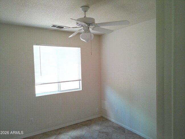 Building Photo - 5520 N Kramer Dr
