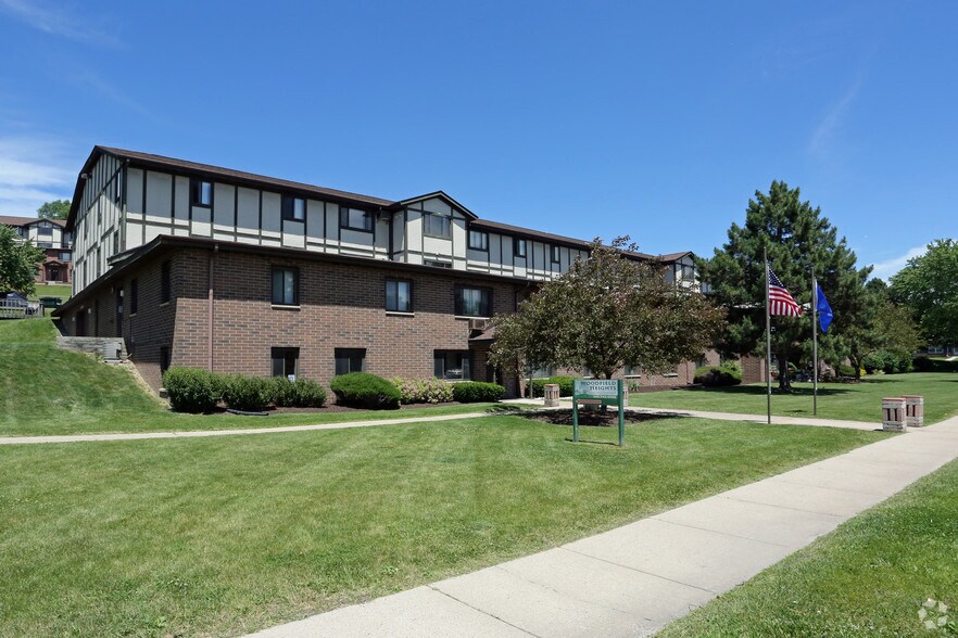 Woodfield Heights Apartments Waukesha, WI Apartment Finder