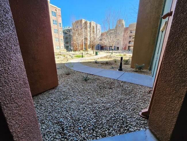 Building Photo - 44 E Serene Ave