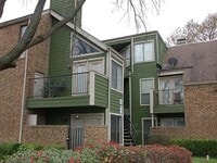 Building Photo - 9815 Walnut St