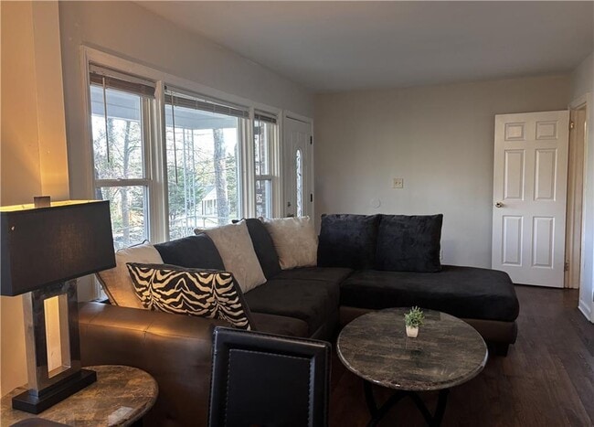 Building Photo - 269 Florida Ave SW