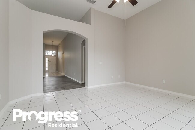 Building Photo - 166 Westmoreland Cir
