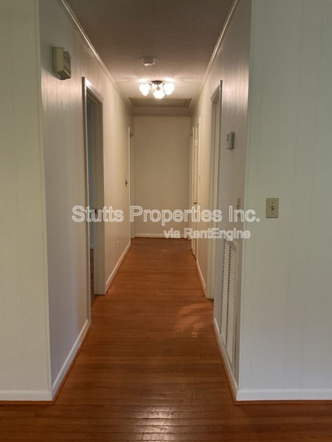 Building Photo - 598 Co Rd 61