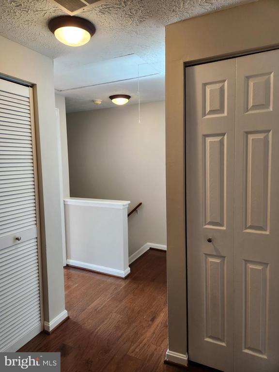 Building Photo - 16326 Pennsbury Way