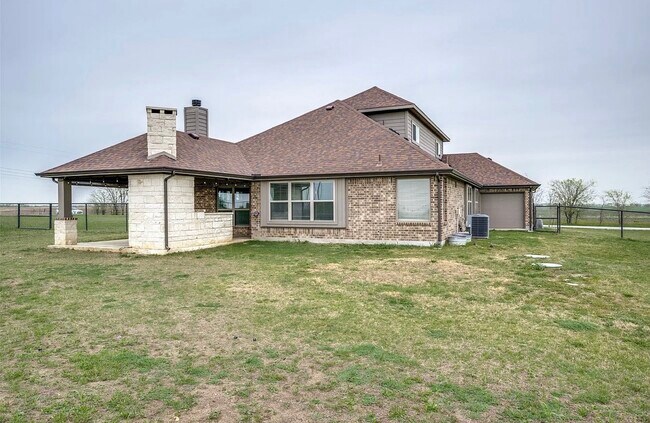 Building Photo - 2222 Co Rd 200