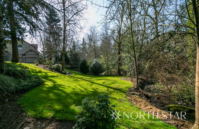 Building Photo - Stunning Home in Hidden Creek