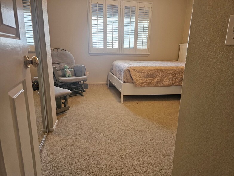 Building Photo - 42962 Cala Rosso