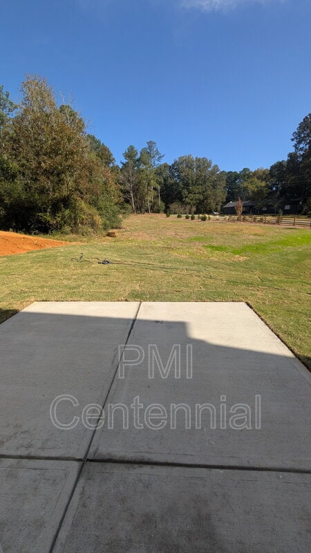 Building Photo - 4 Haven Dr