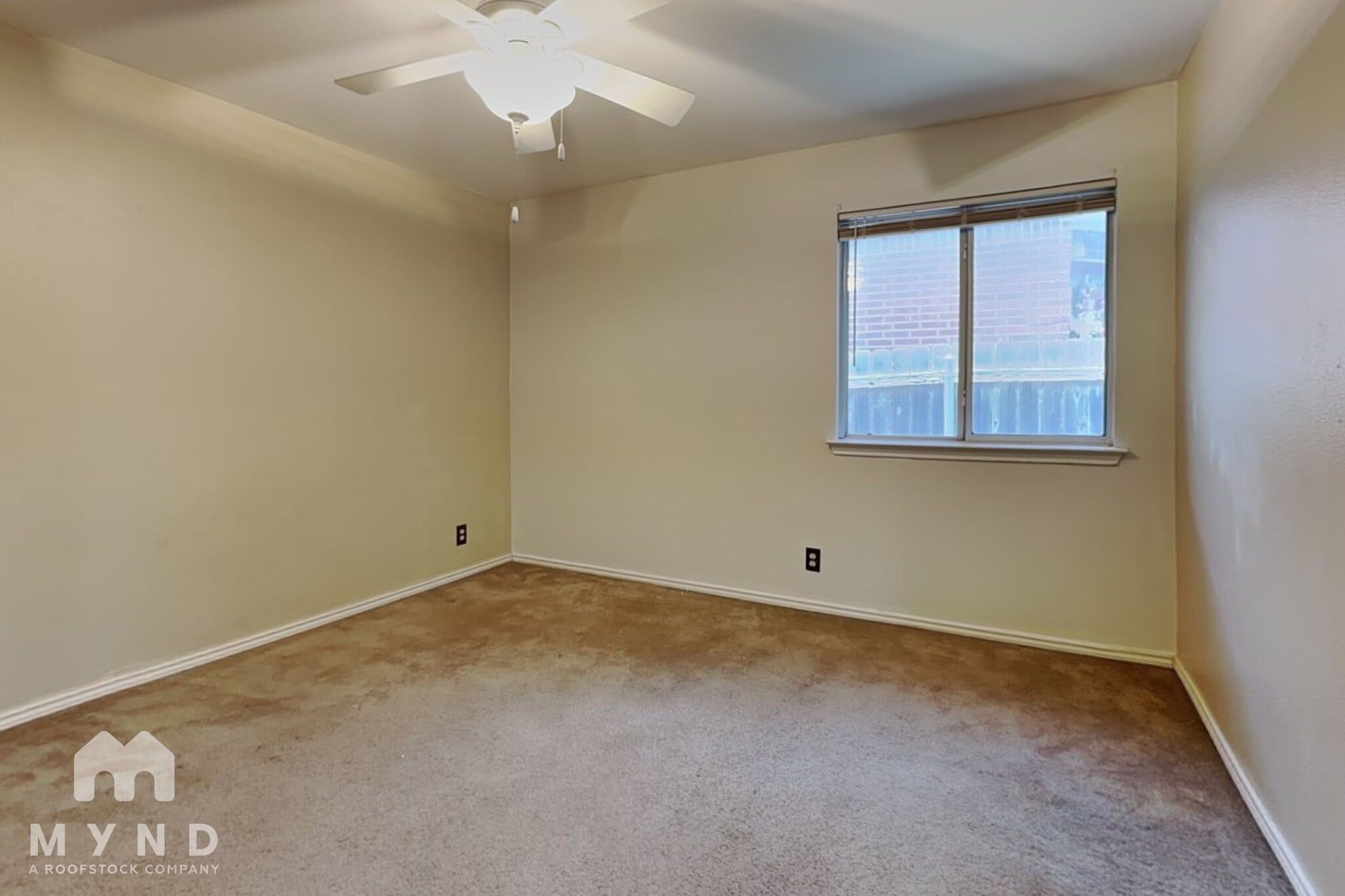 Building Photo - 4611 Echo Lake Dr