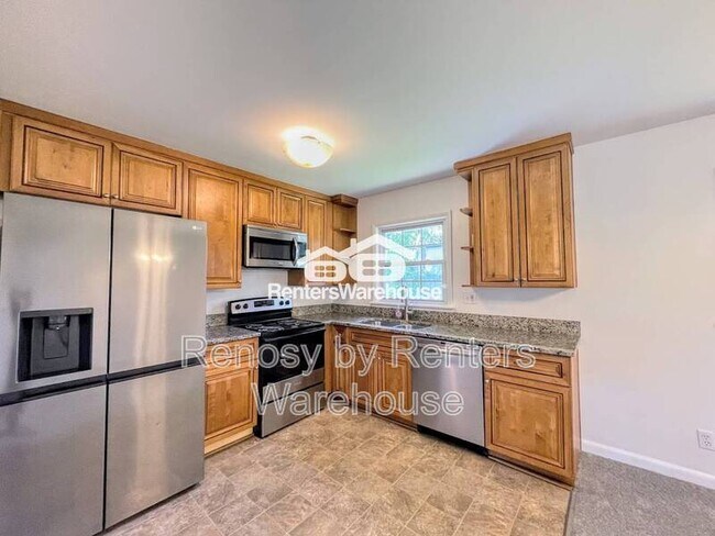 Building Photo - 2444 Tullibee Dr