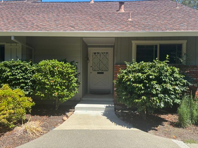 Building Photo - 109 Miramonte Dr