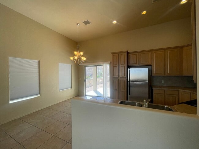 Building Photo - Beautiful 3 Bedroom Home in Sonoma Ranch