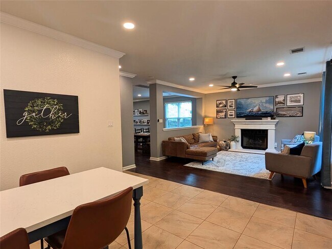 Building Photo - 14504 Templemore Cove