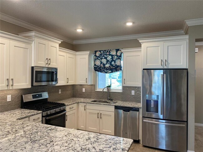 Building Photo - 9839 SW 99th Loop