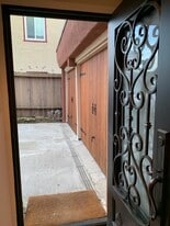 Building Photo - 555 Key Blvd