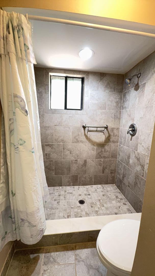 Building Photo - 2/2 for rent in desirable Fairways Condos