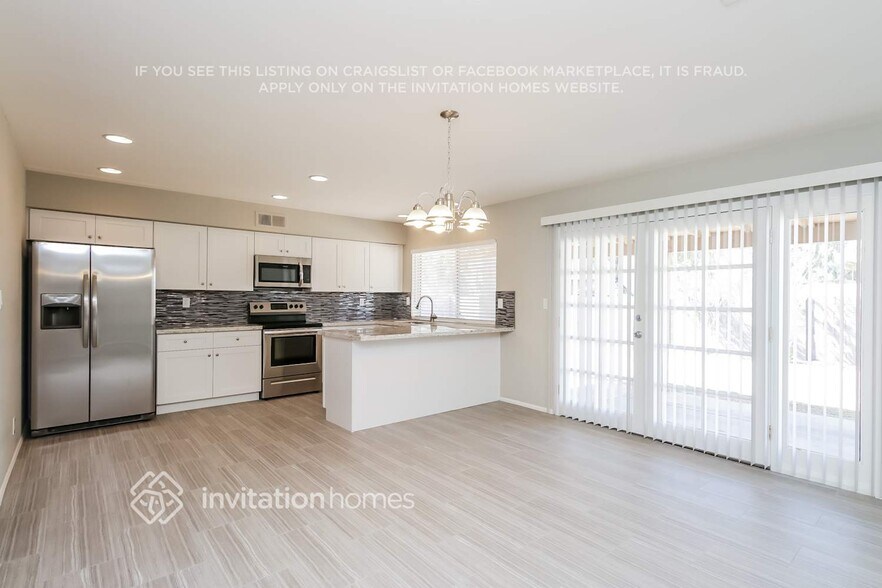 Building Photo - 3118 N Pleasant Dr