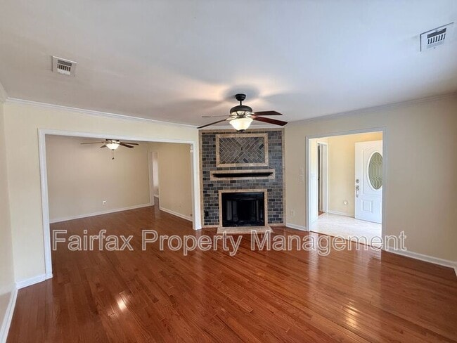 Building Photo - 107 Perriwinkle Pl