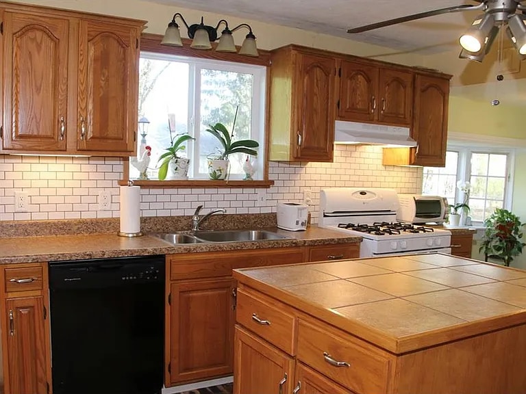 Building Photo - 1771 E 234th St