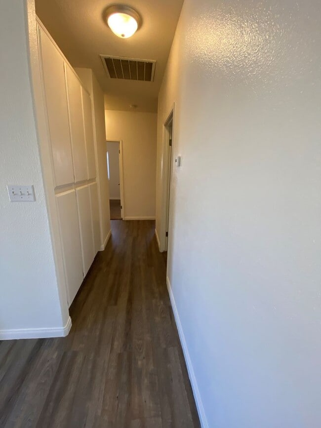 Building Photo - 5315 Clover Mountain St