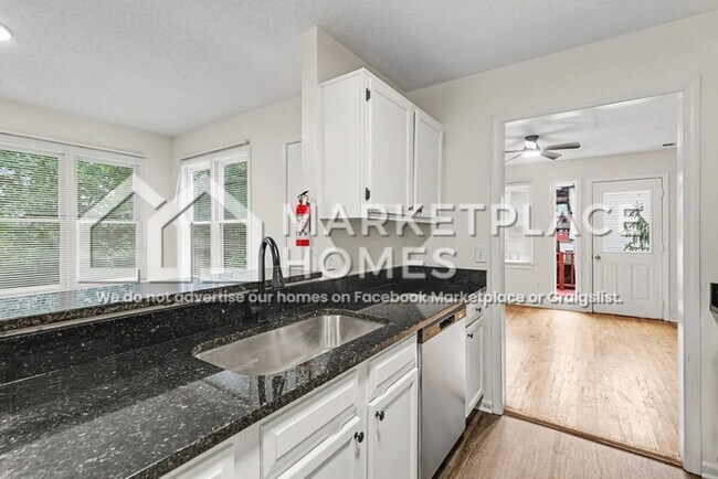 Building Photo - 3252 Greenhill Ct