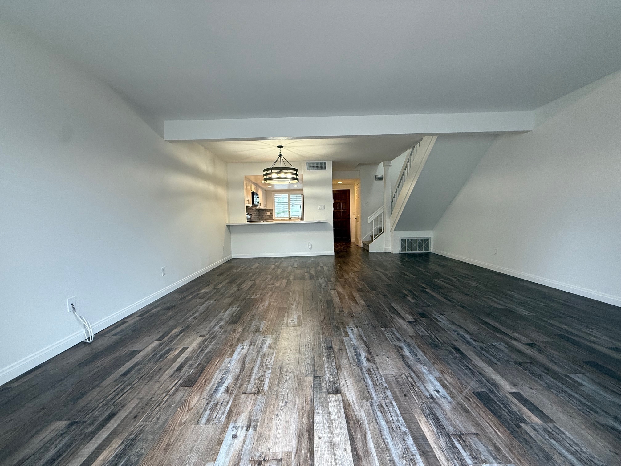 Building Photo - 6917 Pear Tree Dr