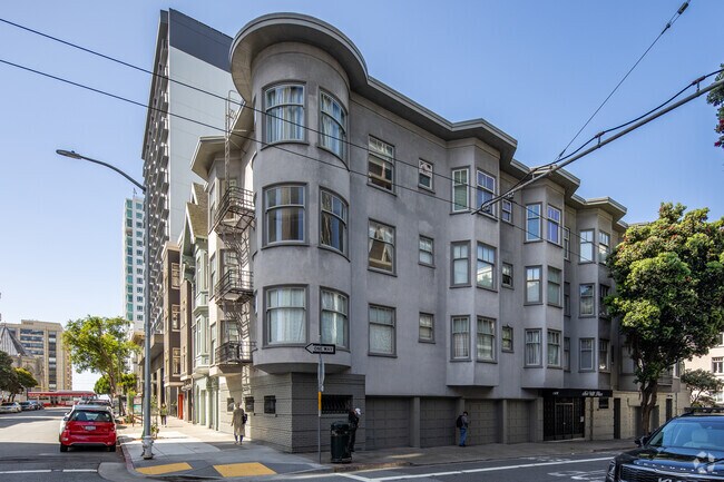 Alt. Exterior - Nob Hill Place