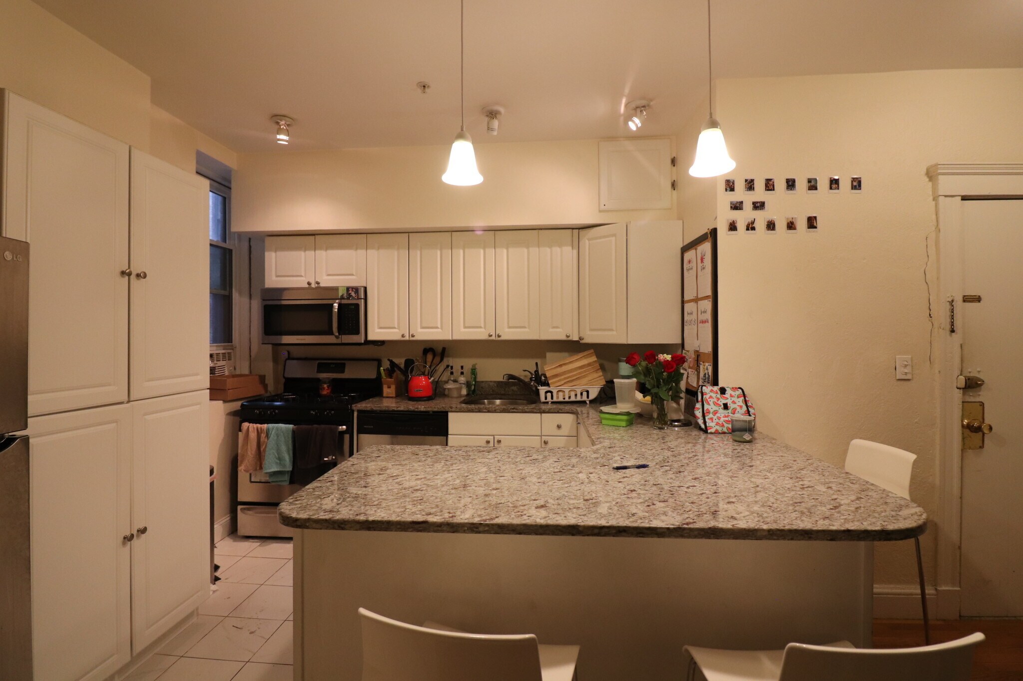 Building Photo - 2001 Commonwealth Ave