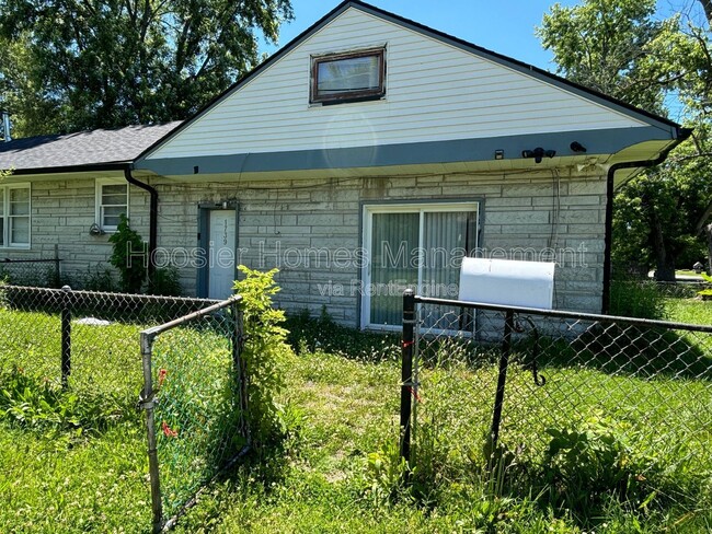 Building Photo - 1739 Kildare Ave
