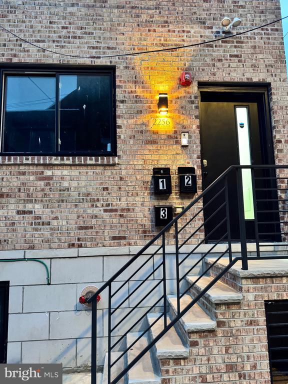 Building Photo - 2256 N 9th St