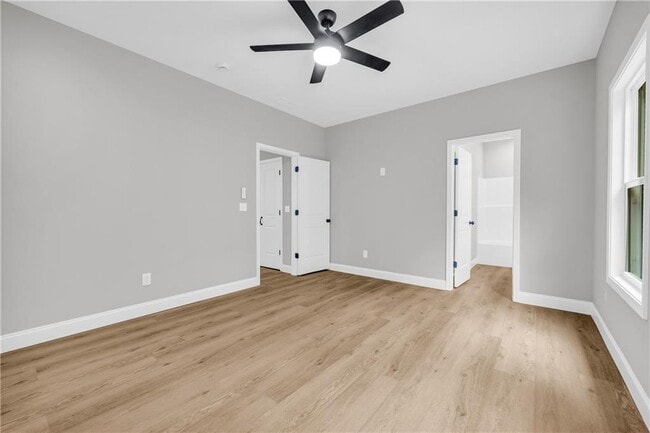 Building Photo - 155 Carey St