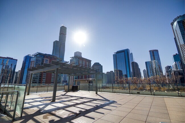 Building Photo - 474 N Lake Shore Dr