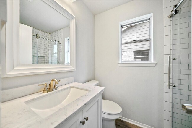 Building Photo - 1006 Golden Nugget Ct