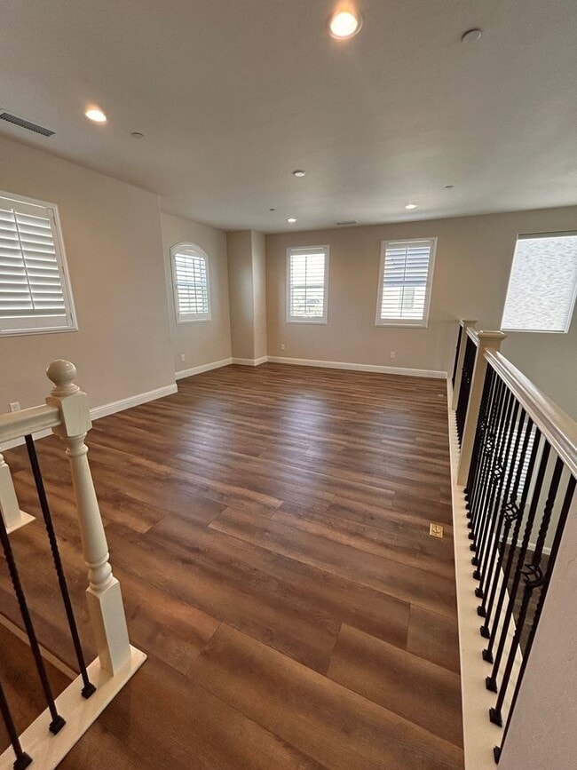 Building Photo - Beautiful Home for rent in Shannon Ranch in Visalia!