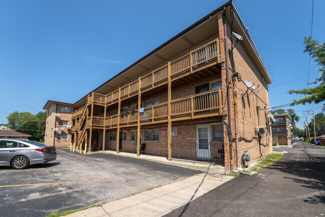 Building Photo - 11908 Gregory St