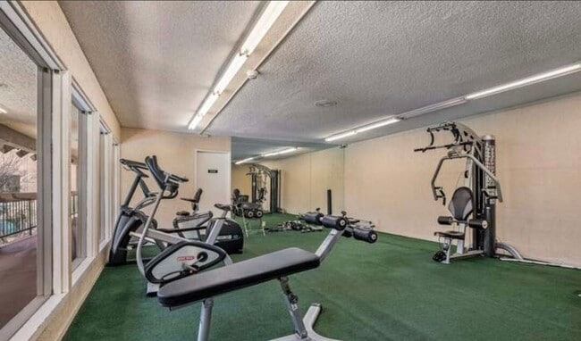 Building Photo - 5460 White Oak Ave