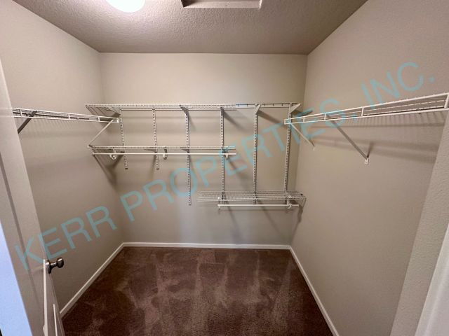 Building Photo - Charming 3-Bedroom Haven in Happy Valley - 1814 Sq Ft of Comfort!