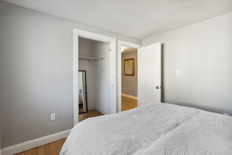 Building Photo - 103 Gray St