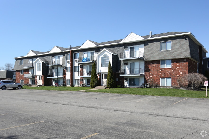 Building Photo - Country Glenn Apartments