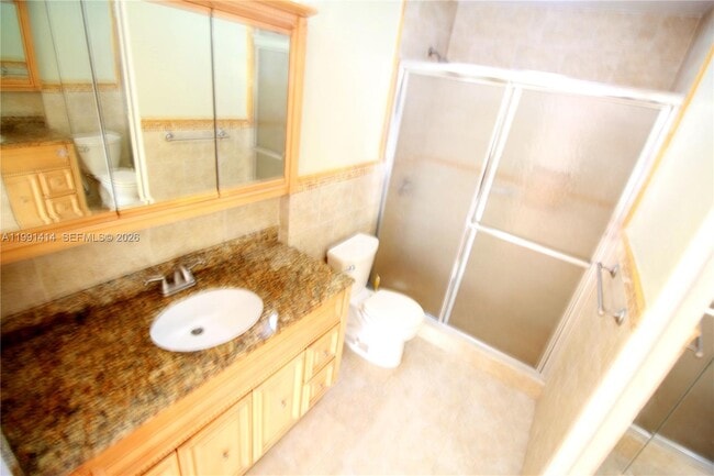 Building Photo - 1221 SW 124th Ct