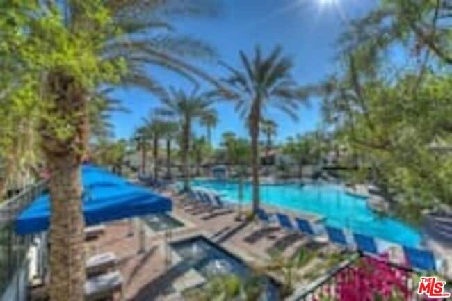 Building Photo - 48613 Classic Dr