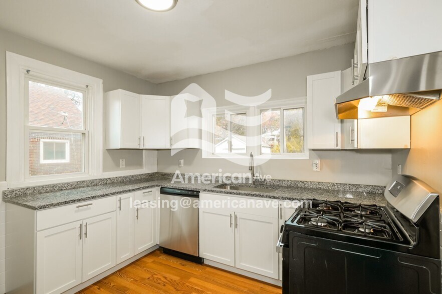 Building Photo - 3825 Melba Pl