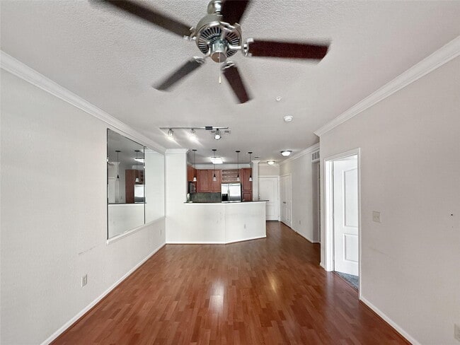 Building Photo - 1711 Old Spanish Trl