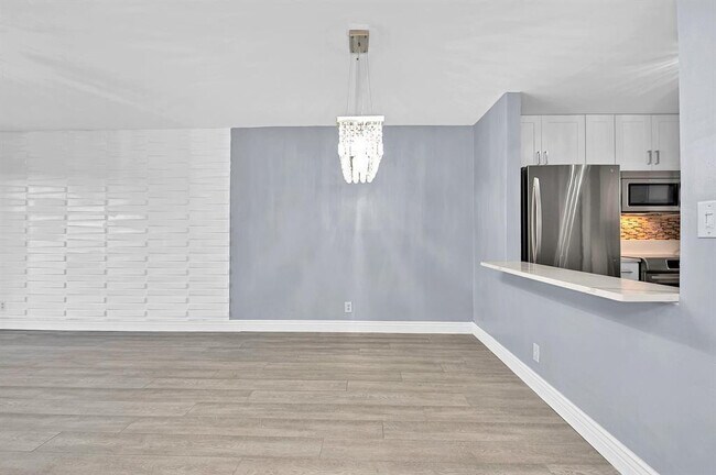 Building Photo - 9355 SW 8th St